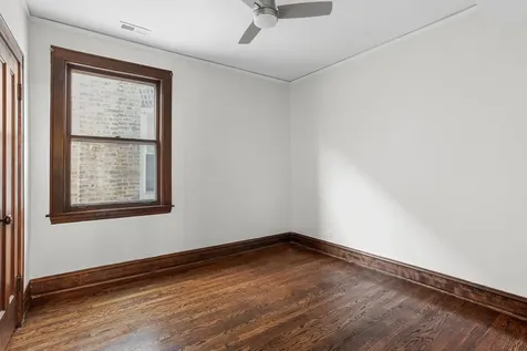 4925 North Kentucky Avenue Chicago IL 60630