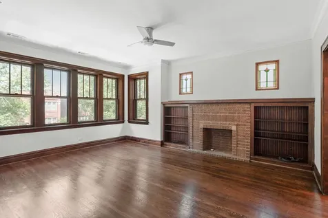 4925 North Kentucky Avenue Chicago IL 60630