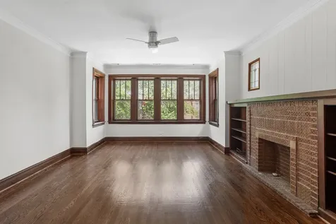 4925 North Kentucky Avenue Chicago IL 60630