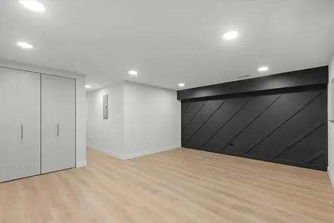 927 North Mozart Street Chicago IL 60622