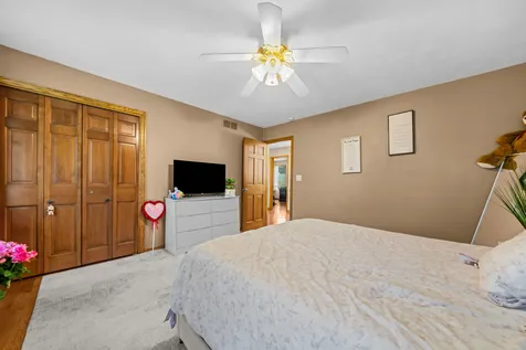2655 Fourwinds Drive Rockford IL 61114