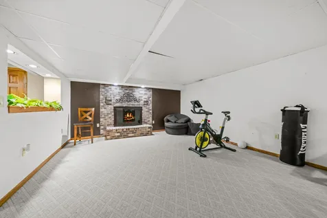 2655 Fourwinds Drive Rockford IL 61114