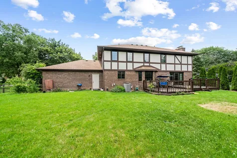 2655 Fourwinds Drive Rockford IL 61114