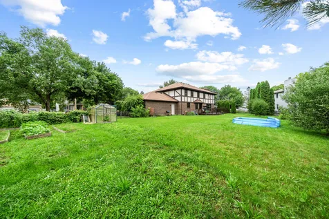 2655 Fourwinds Drive Rockford IL 61114