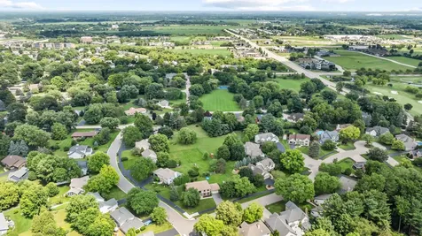 2655 Fourwinds Drive Rockford IL 61114