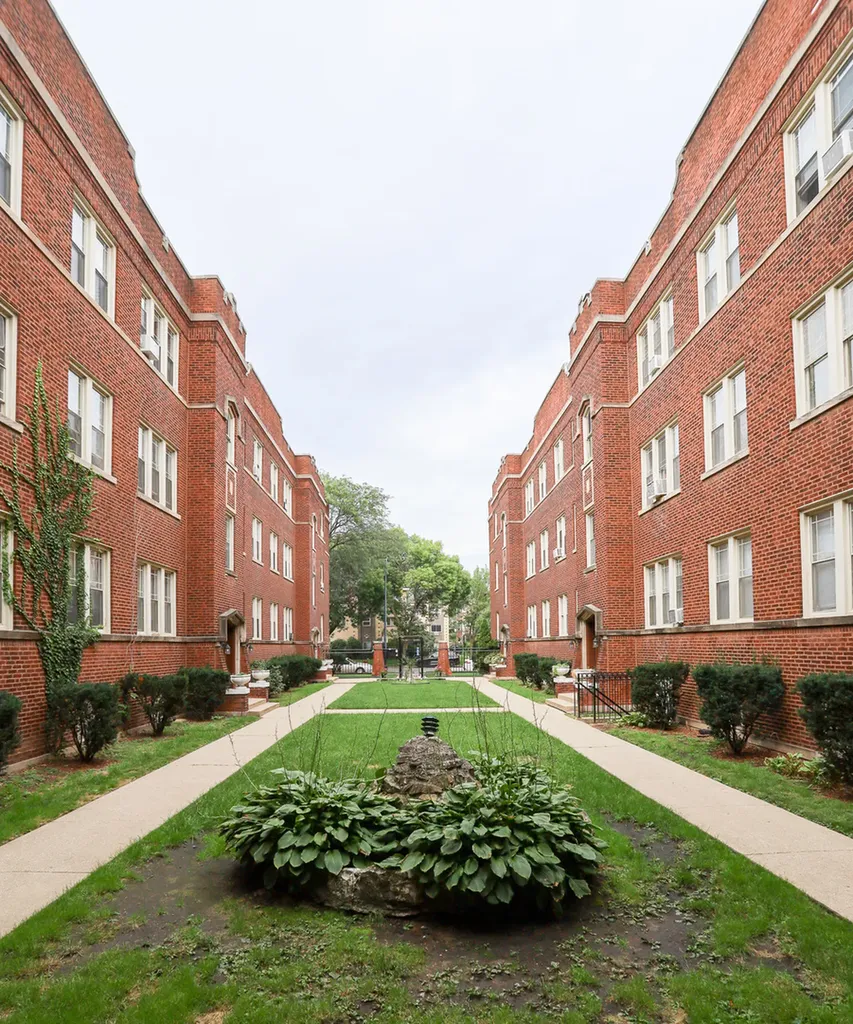 1335 West Touhy Avenue Chicago IL 60626