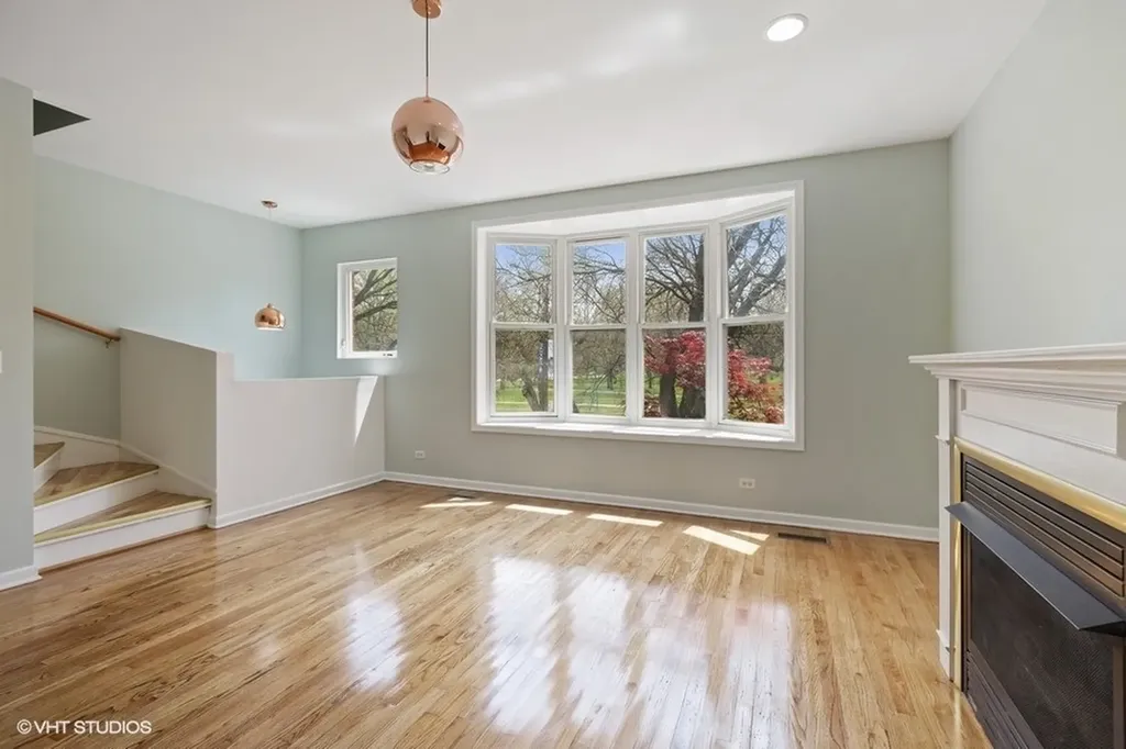 710 East 51st Street Chicago IL 60615