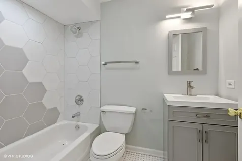 710 East 51st Street Chicago IL 60615