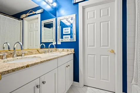 28620 Ashford Court Lake Bluff IL 60044