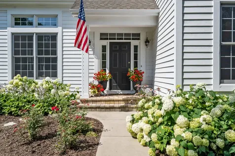 28620 Ashford Court Lake Bluff IL 60044