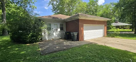 405 East Mumford Drive Urbana IL 61801