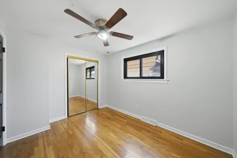 11149 South Green Bay Avenue Chicago IL 60617