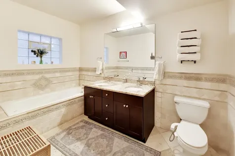 2303 West Chicago Avenue Chicago IL 60622
