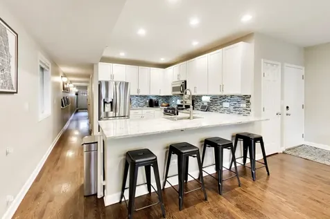 2303 West Chicago Avenue Chicago IL 60622