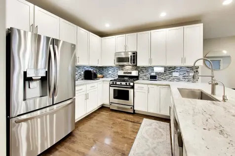 2303 West Chicago Avenue Chicago IL 60622