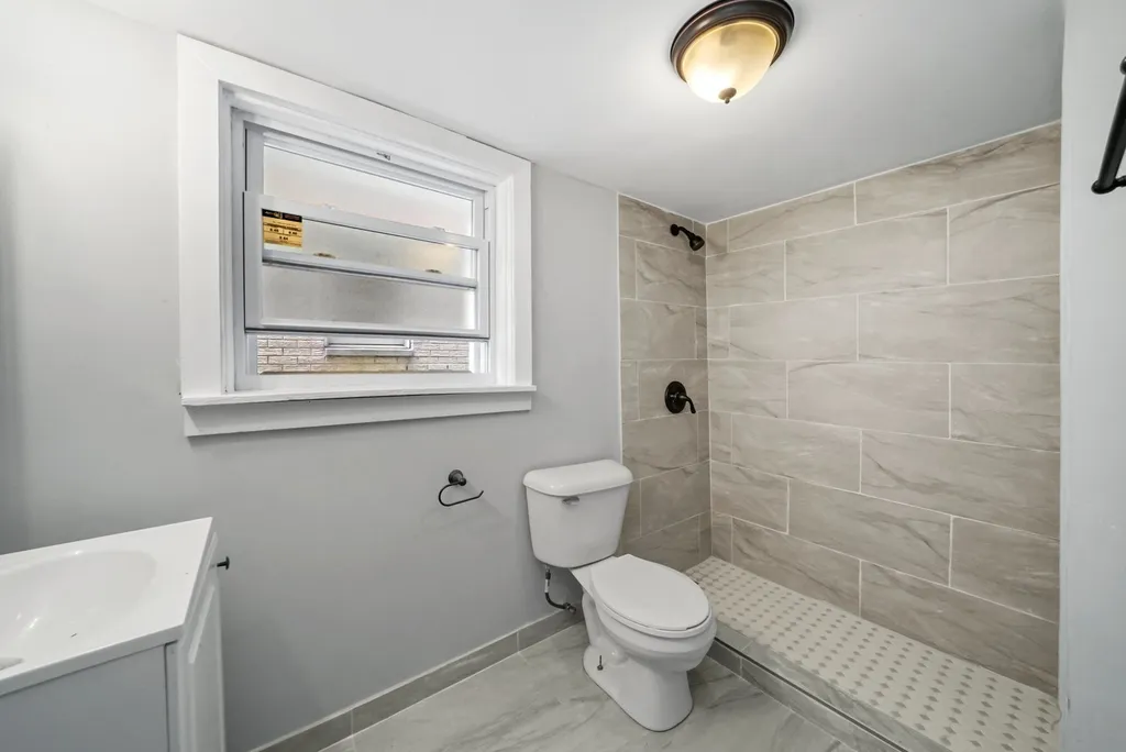 4730 South Komensky Avenue Chicago IL 60632