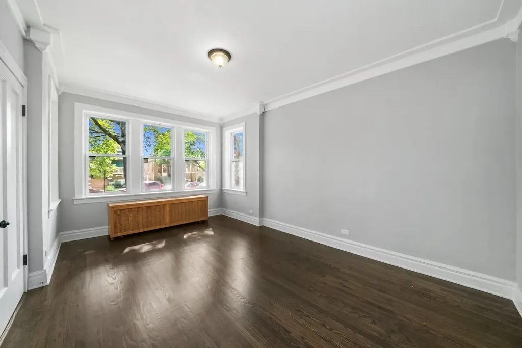 4730 South Komensky Avenue Chicago IL 60632