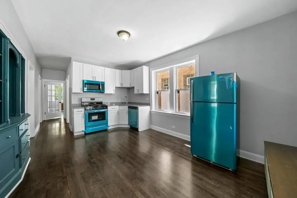 4730 South Komensky Avenue Chicago IL 60632