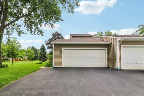 201 Colony Court Vernon Hills IL 60061
