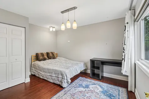 201 Colony Court Vernon Hills IL 60061