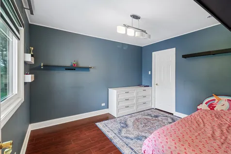 201 Colony Court Vernon Hills IL 60061