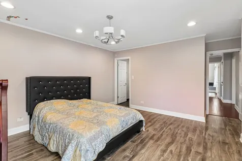 201 Colony Court Vernon Hills IL 60061