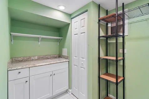 201 Colony Court Vernon Hills IL 60061