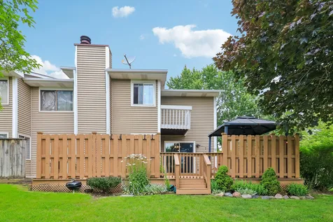 201 Colony Court Vernon Hills IL 60061