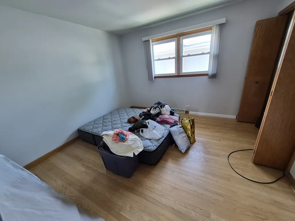 6842 North Central Avenue Chicago IL 60646