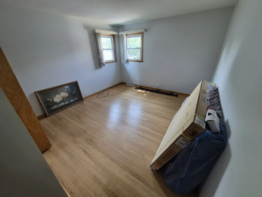 6842 North Central Avenue Chicago IL 60646