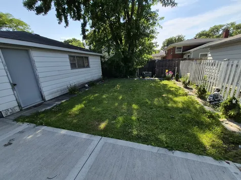 6842 North Central Avenue Chicago IL 60646
