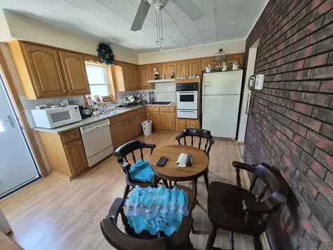 6842 North Central Avenue Chicago IL 60646
