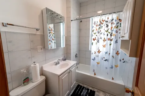 2219 West Rice Street Chicago IL 60622