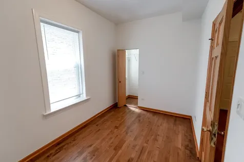 2219 West Rice Street Chicago IL 60622