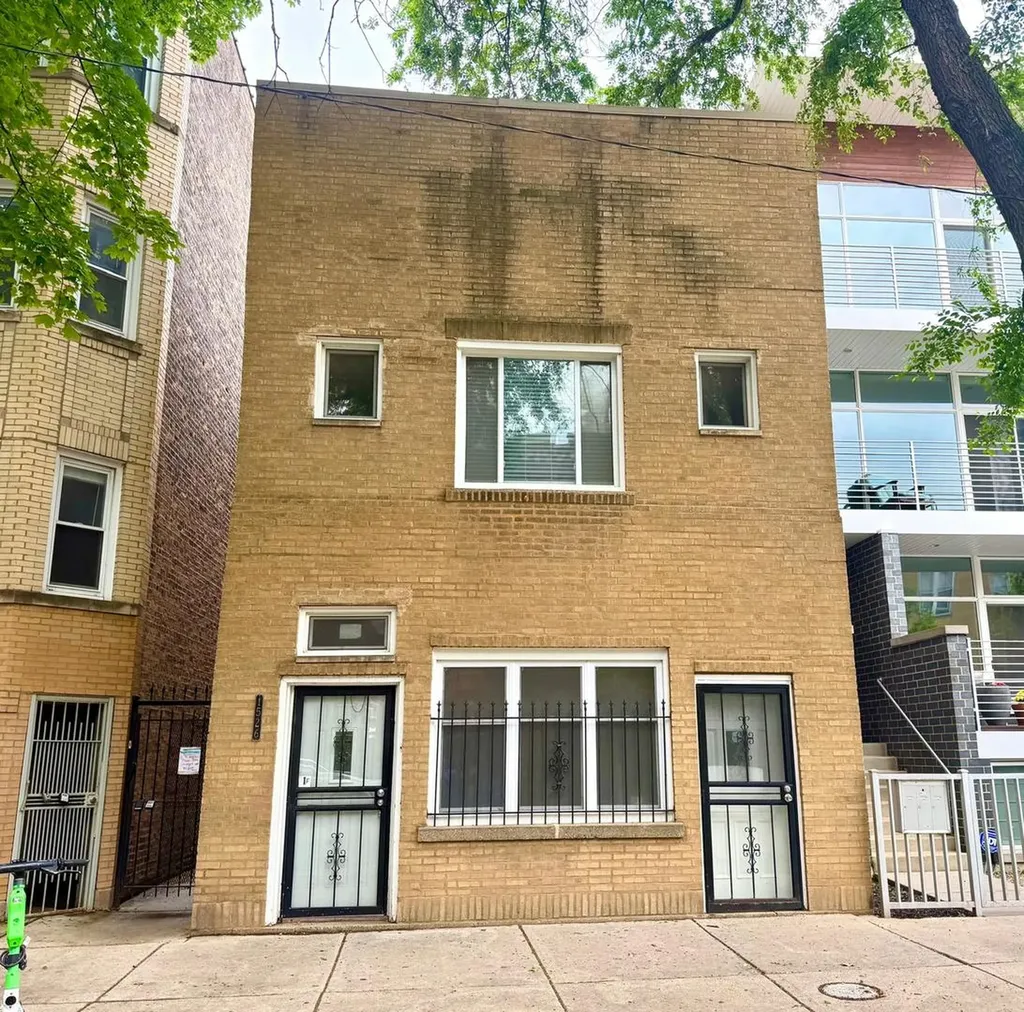 1526 North Artesian Avenue Chicago IL 60622