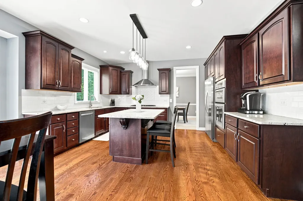 16418 South Mueller Circle Plainfield IL 60586