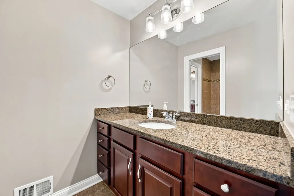 16418 South Mueller Circle Plainfield IL 60586
