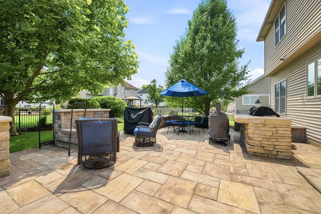 16418 South Mueller Circle Plainfield IL 60586