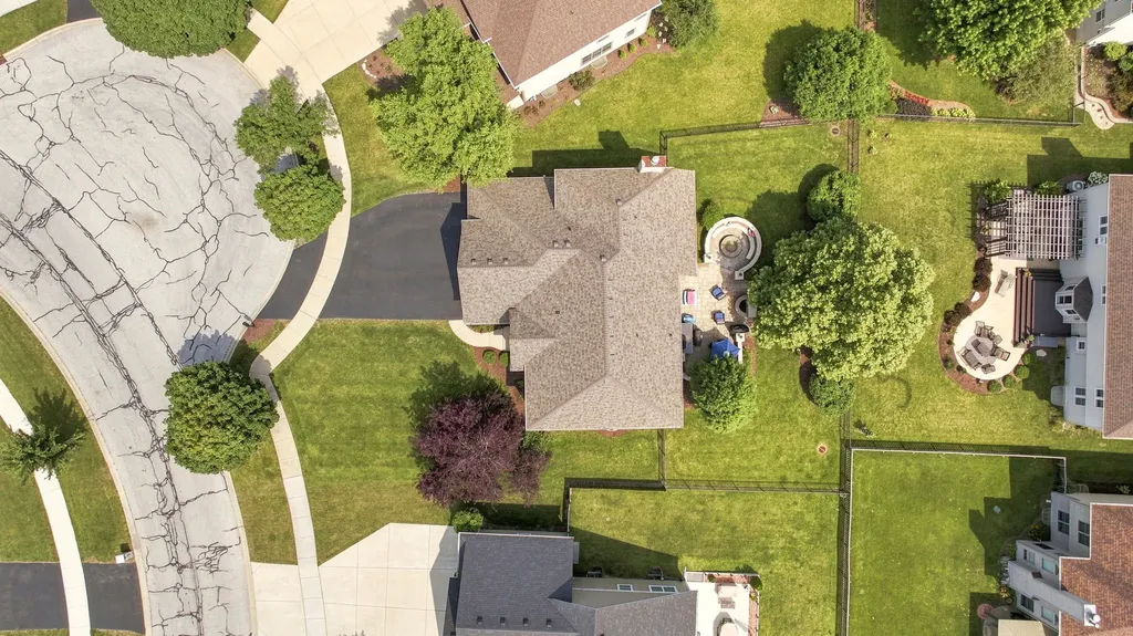 16418 South Mueller Circle Plainfield IL 60586