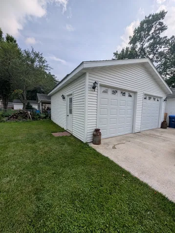 739 North 11th Street Dekalb IL 60115