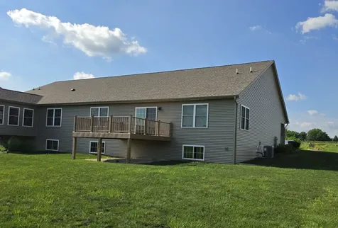 735 Yingling Drive Dixon IL 61021