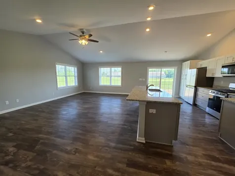 735 Yingling Drive Dixon IL 61021