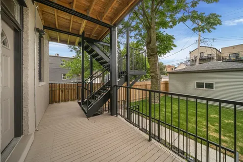 1137 North Francisco Avenue Chicago IL 60622