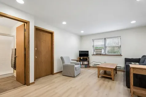 7310 North Harlem Street Chicago IL 60631
