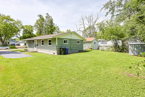 414 Tulsa Avenue Carpentersville IL 60110