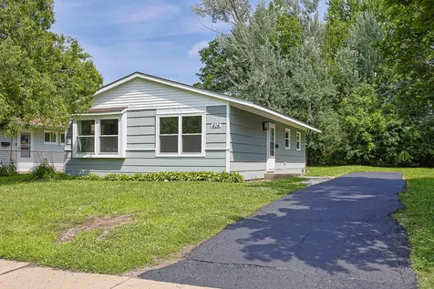 414 Tulsa Avenue Carpentersville IL 60110