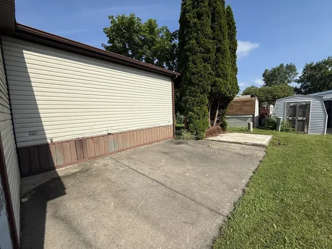 735 Thorntree Terrace Matteson IL 60443