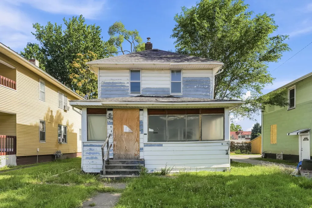 1121 15TH Avenue Rock Island IL 61201