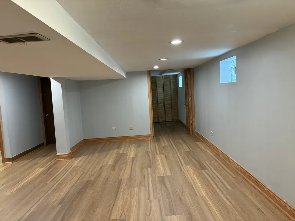 5144 South Natchez Avenue Chicago IL 60638
