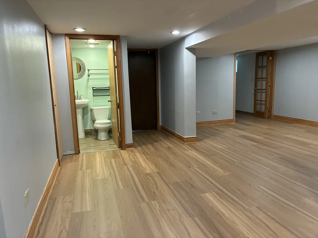 5144 South Natchez Avenue Chicago IL 60638